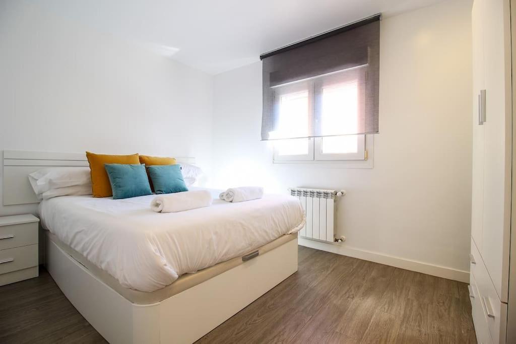 Apartamento En Santander Con Aparcamiento Exteriör bild